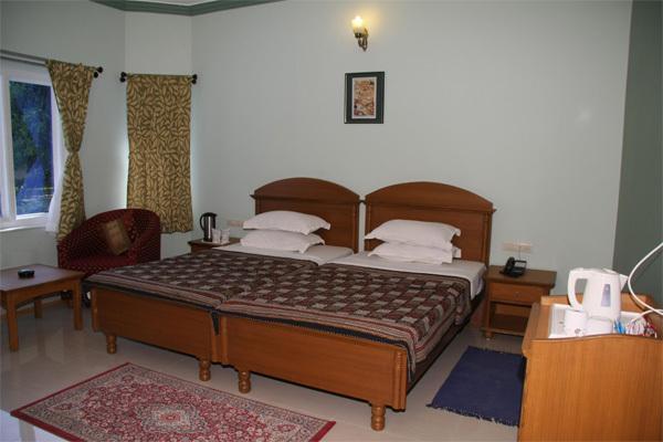 Amantra Shilpi Resort & Spa Udaipur Oda fotoğraf
